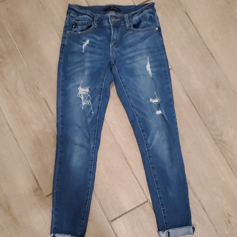 KanCan Distressed Ankle Jeans in Blue